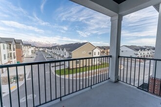 Building Photo - 1424 N 3830 W