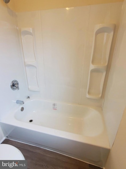 Building Photo - 40 Hydrangea St