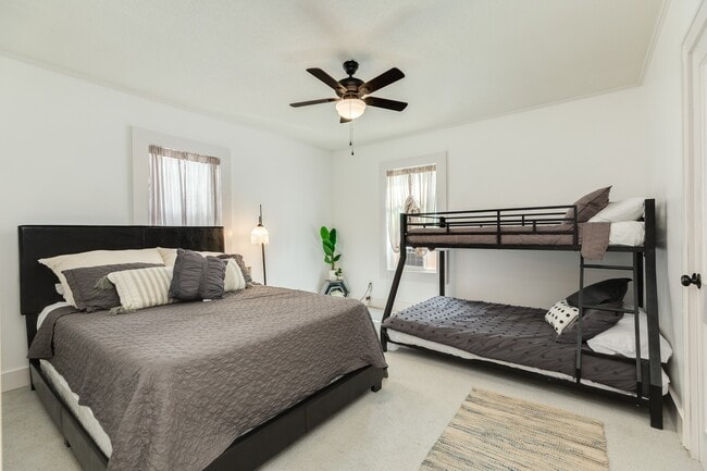 Building Photo - 4417 Avenue R