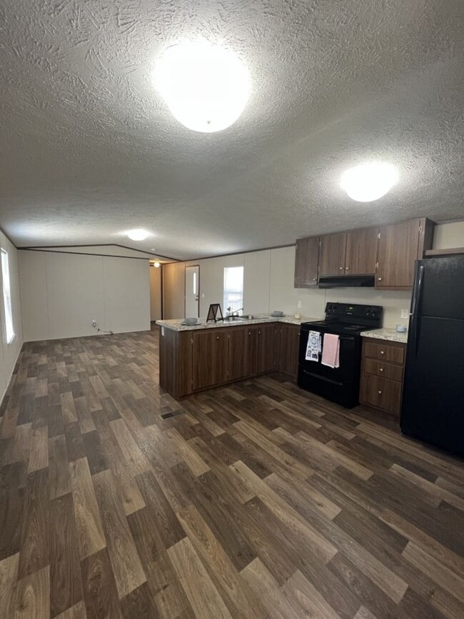 Building Photo - 142 County Road 5516