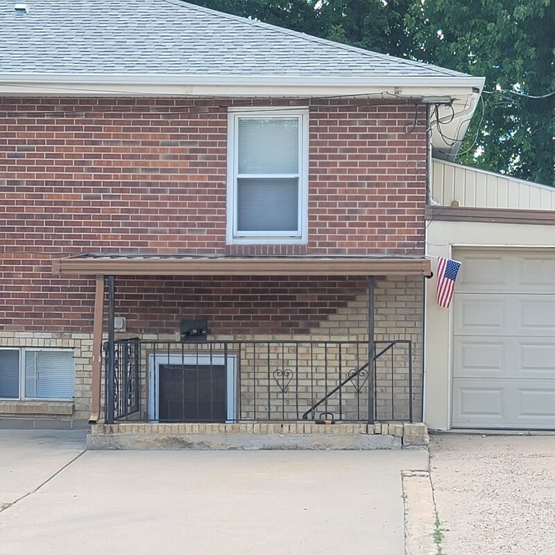 Building Photo - 3123 W 55th Ave