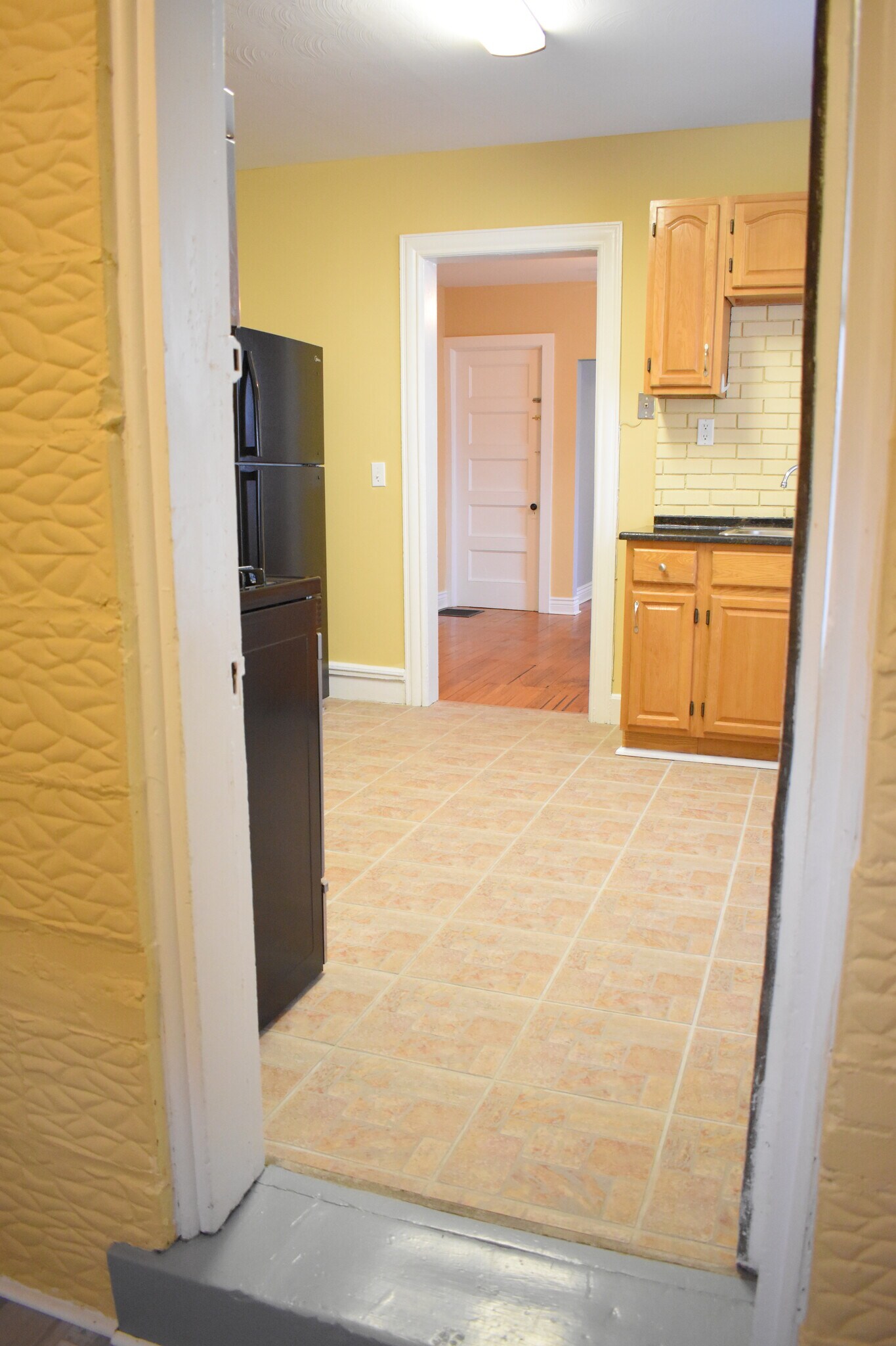 Kitchen - 375 W 1st St