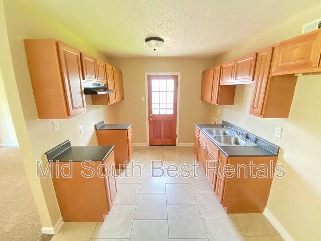 Building Photo - 1469 S. Cooper St (Castalia Heights)