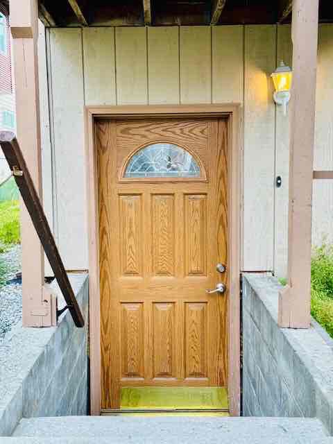 Building Photo - 227 E 12th Ave