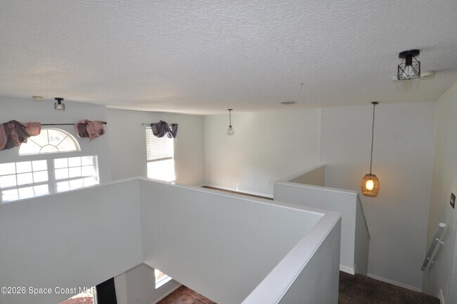 Building Photo - 1701 Sawgrass Dr SW