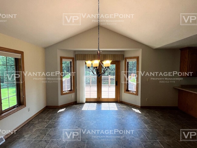 Building Photo - 2925 Baylite Dr