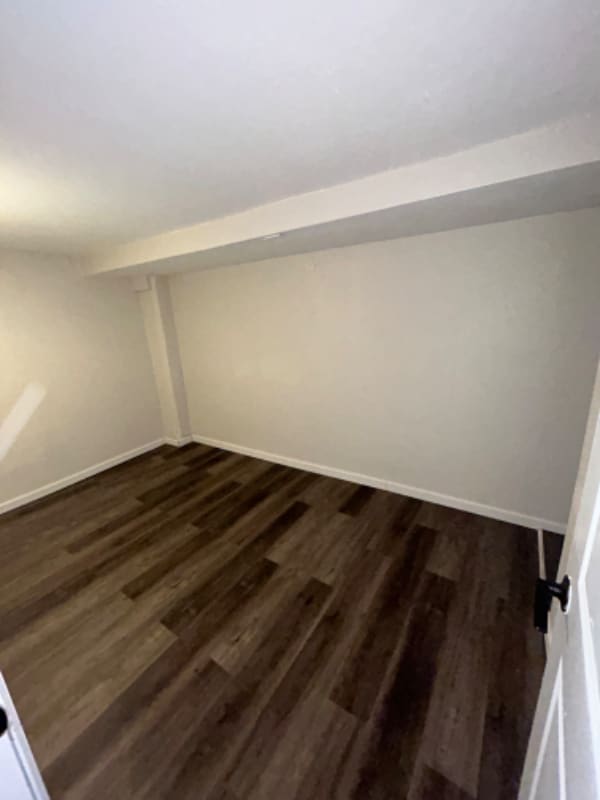 Building Photo - 716 E Mahanoy St