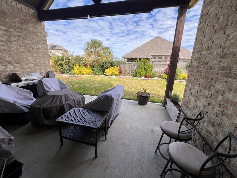 Building Photo - 2301 Noble Pass Ln