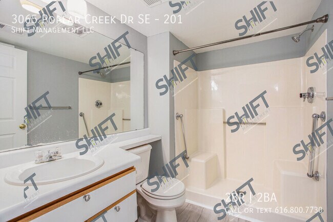 Building Photo - 3065 Poplar Creek Dr SE