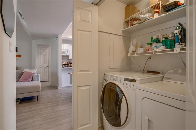 Building Photo - 3105 San Jacinto St