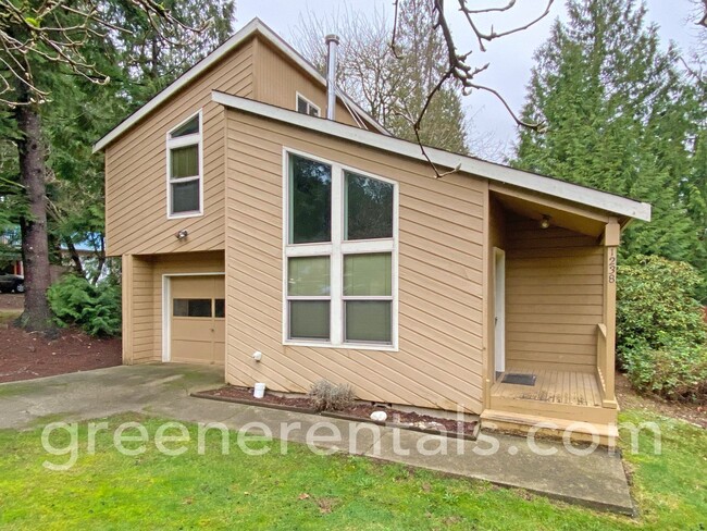 Building Photo - Adorable 2BR 1.75BA Home on Tumwater Hill