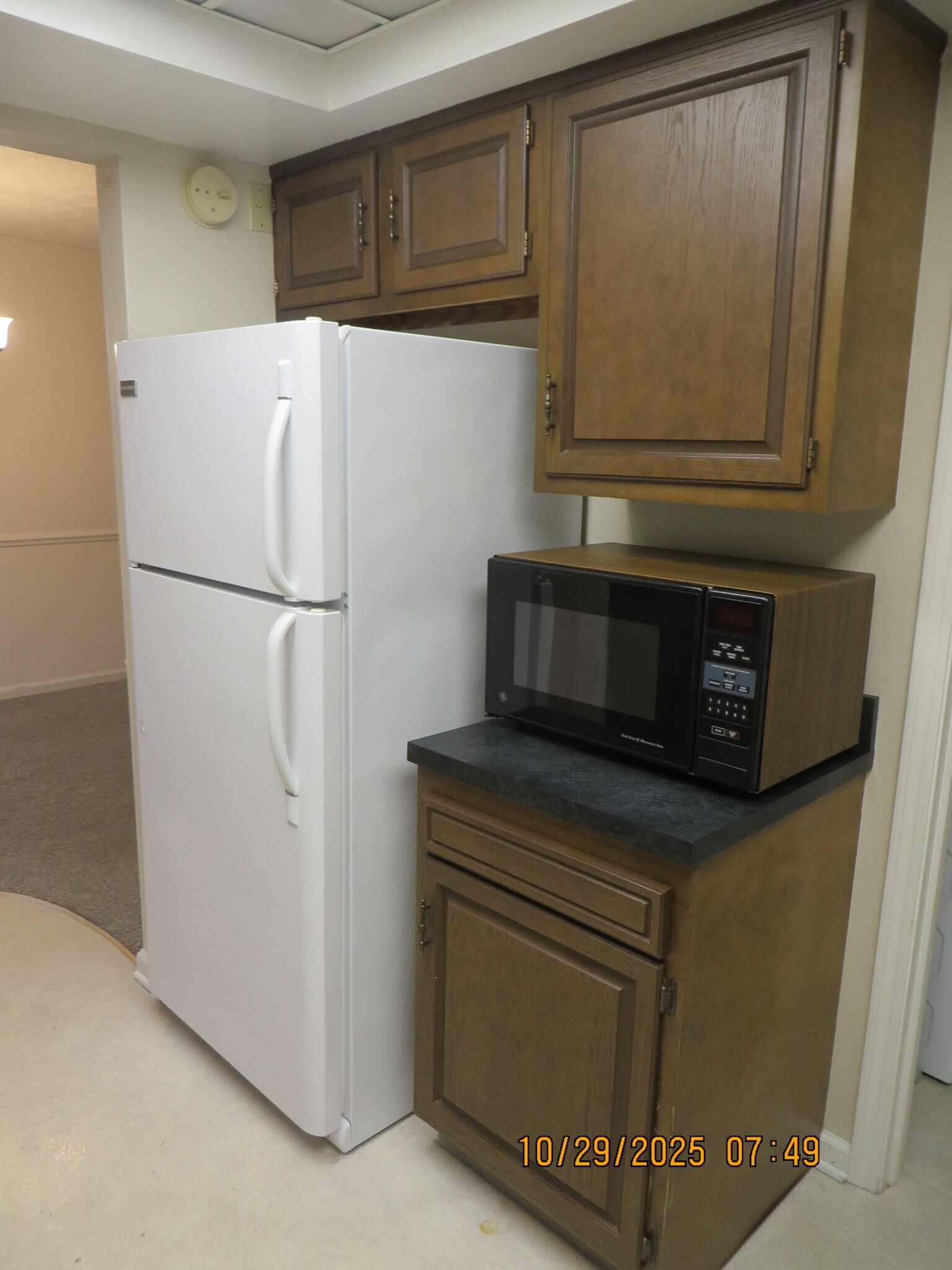 Building Photo - 2016 E 10th St