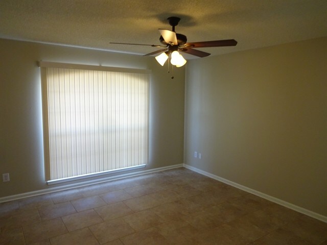 Building Photo - 2903 Brittany Bluff Dr