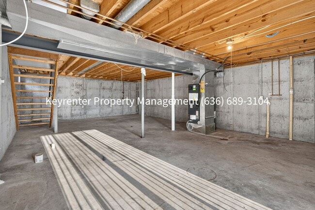 Building Photo - Charming 2-Bedroom Condo Available for Rent in Saint Peters!