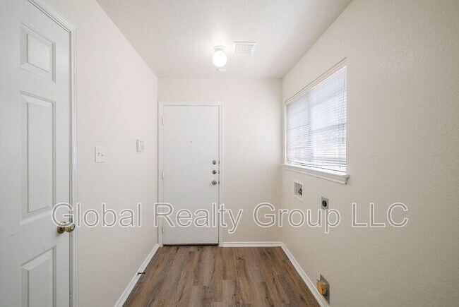 Building Photo - 5107 Meridian Farm