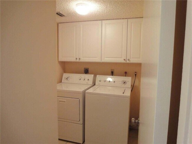 Building Photo - 2213 Cypress Island Dr