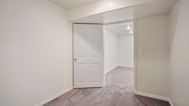 Building Photo - 10828 Wynview Ln