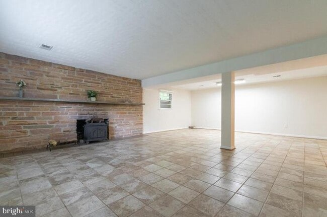 Building Photo - 6807 Winter Ln