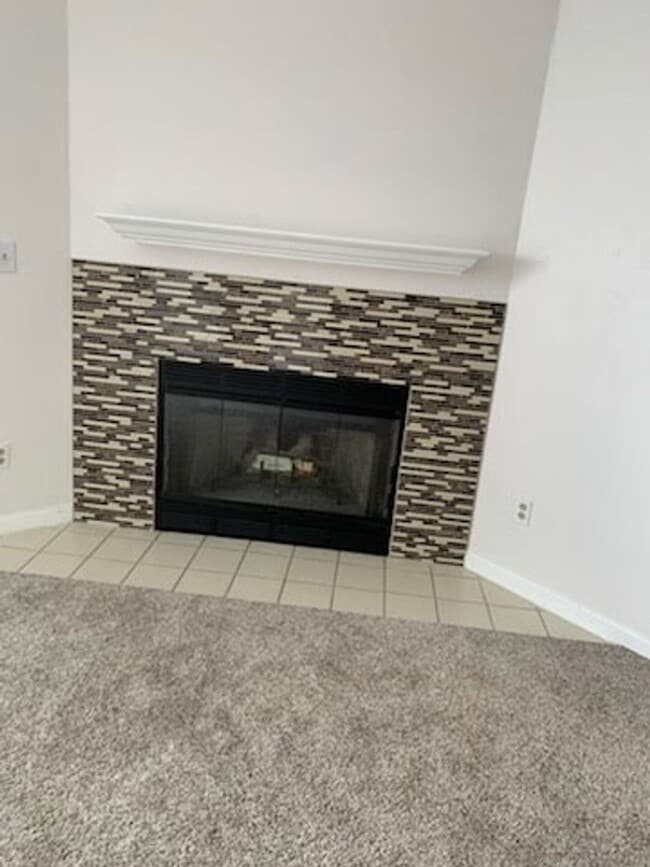 Building Photo - CONDO NEAR THE BAY