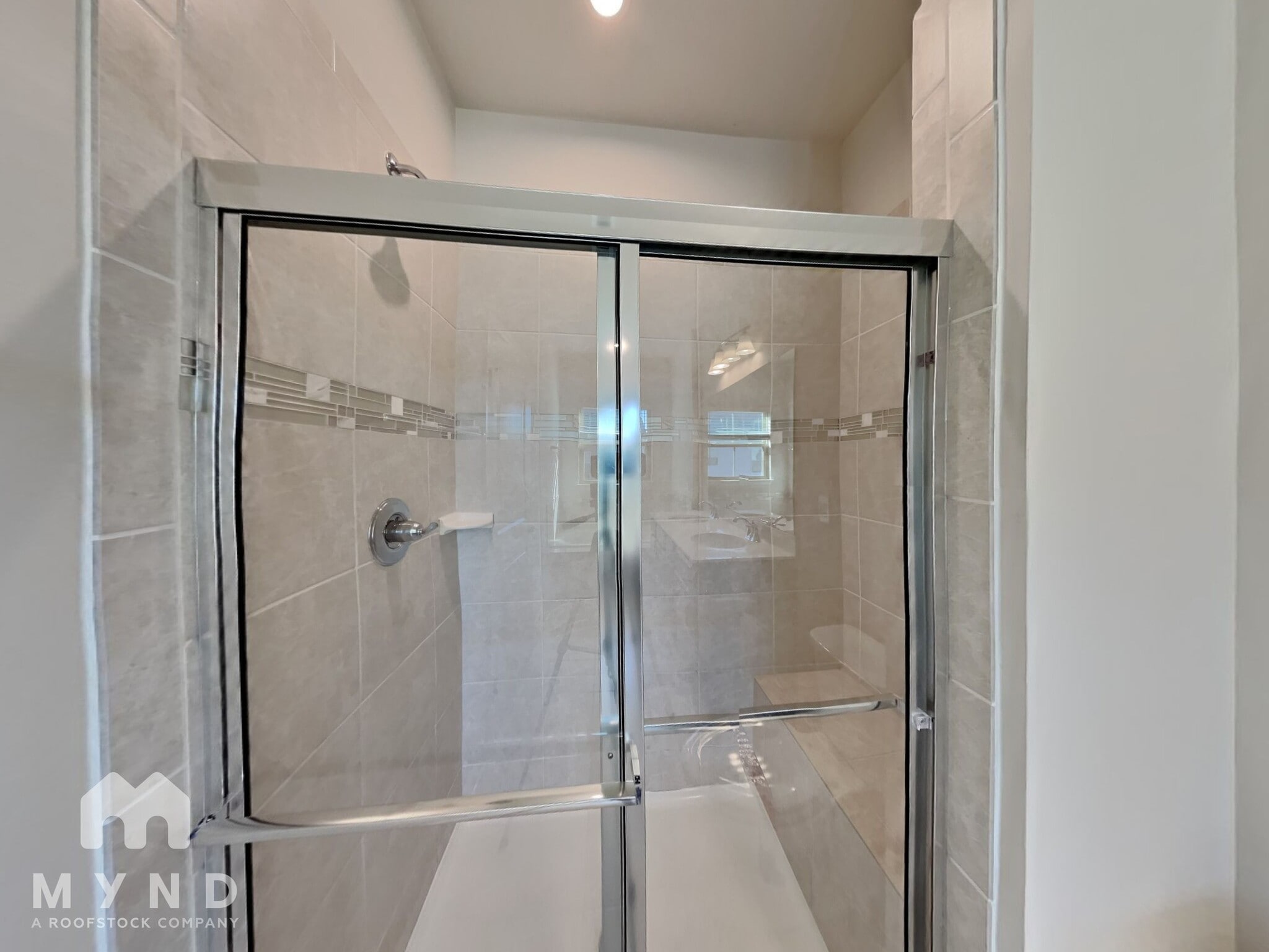 Building Photo - 308 Poplar Leaf Way