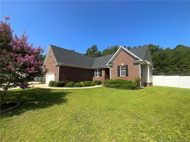 Building Photo - 404 Windover Dr