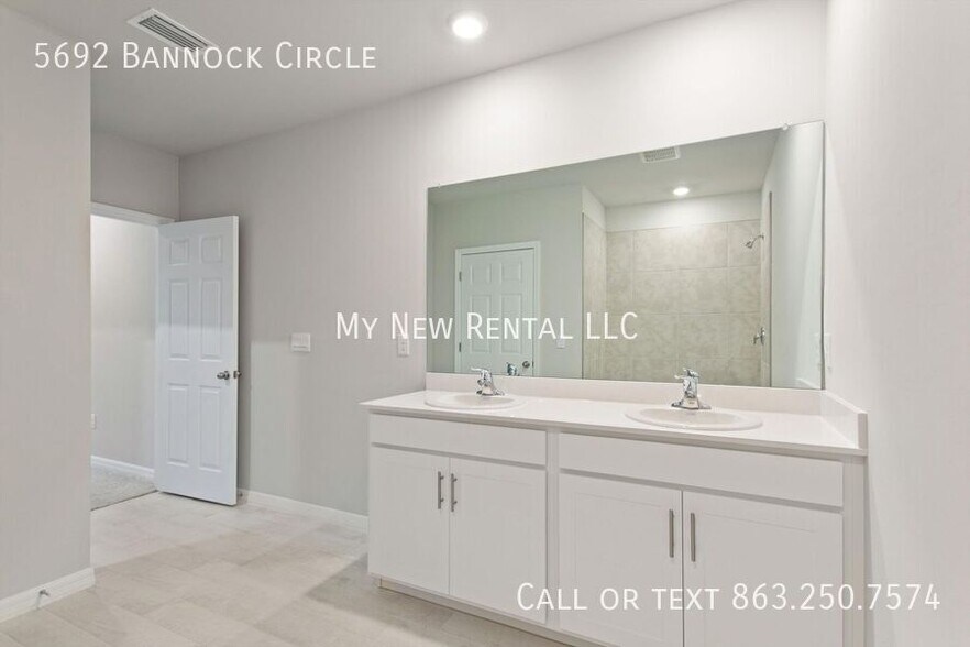 Building Photo - 5692 Bannock Cir