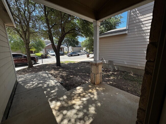 Building Photo - 9303 Pacific Maple