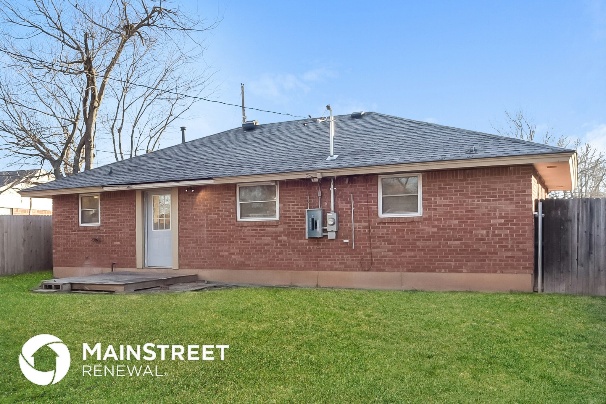 Building Photo - 309 S Dallas Ave