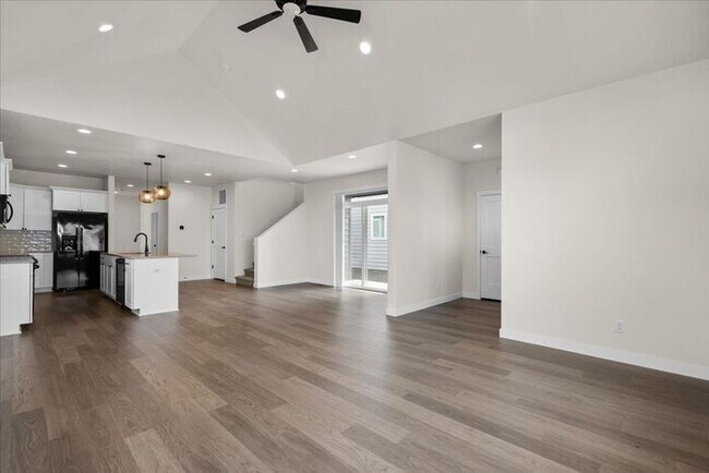 Building Photo - Brand New Family Home with Spacious Layout...