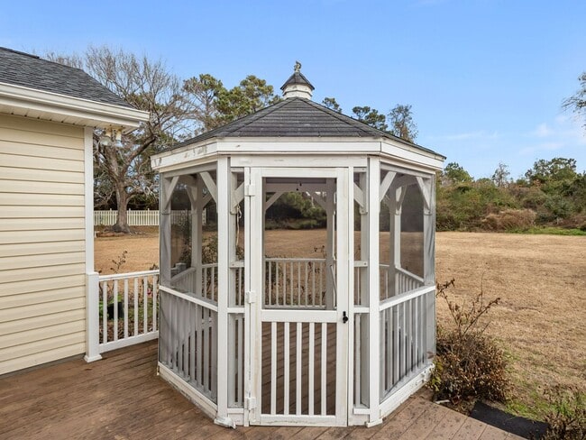 Building Photo - Efficient Brandywine home Available now