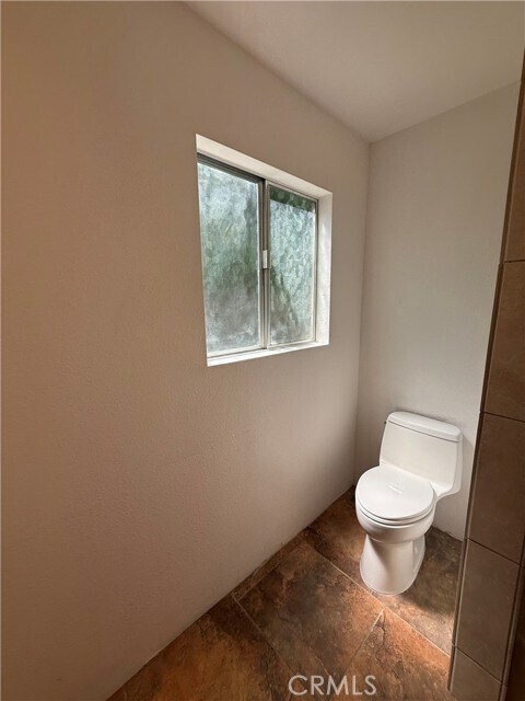 Building Photo - 170 N Palm Canyon Dr