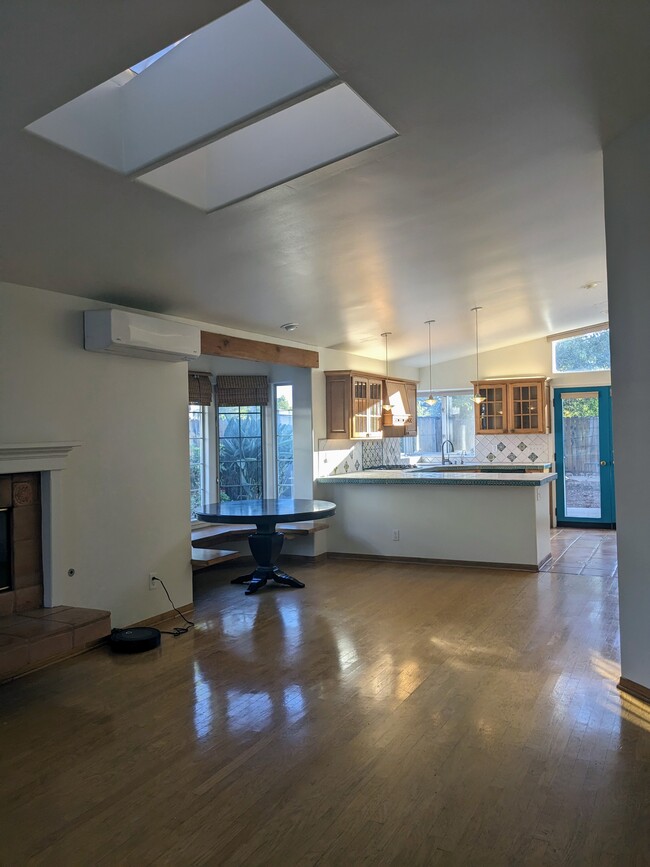 view of part of living area, dining nook and kitchen - 4025 Via Diego