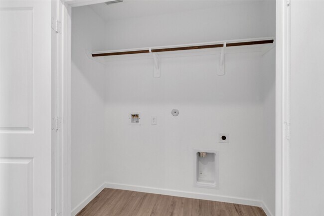 Building Photo - 18699 Cepagatti Dr