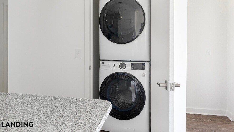 Building Photo - 2110 Birkhall St