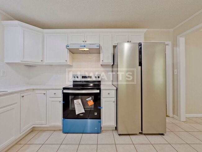 Building Photo - Charming 3-Bedroom 2.5 Bath Home For Rent in Bessemer, AL