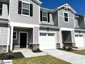 Building Photo - 4 Outback Dr