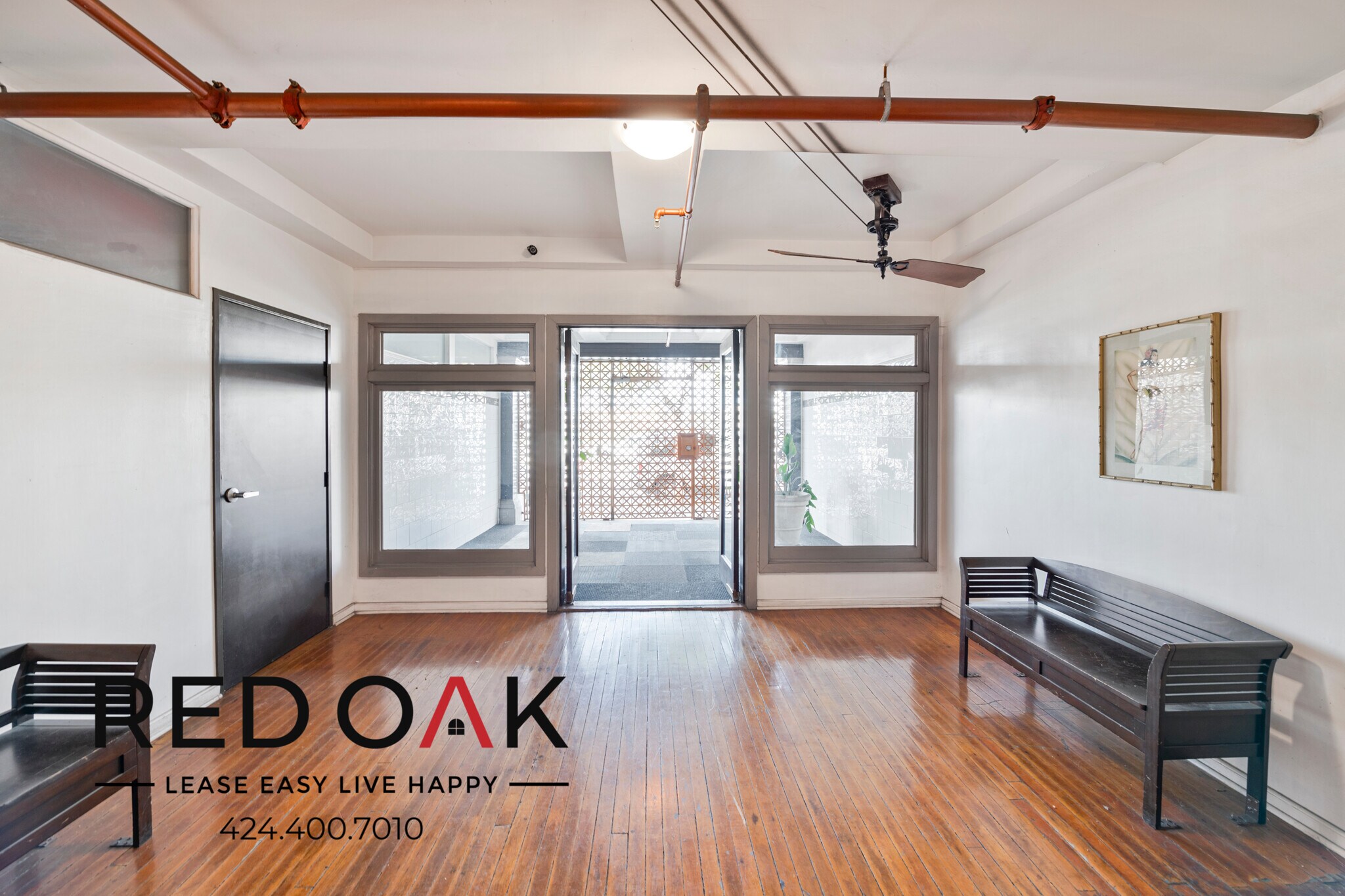 Building Photo - 692 Valencia St