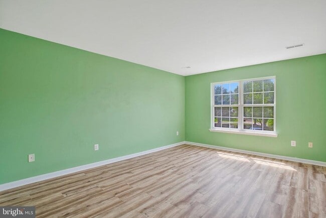 Building Photo - 9112 Granite Ct