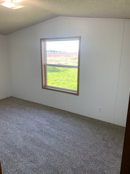 Building Photo - 8908 E Cannonsville Rd