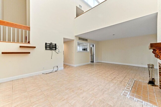 Building Photo - 1900 Presidential Way