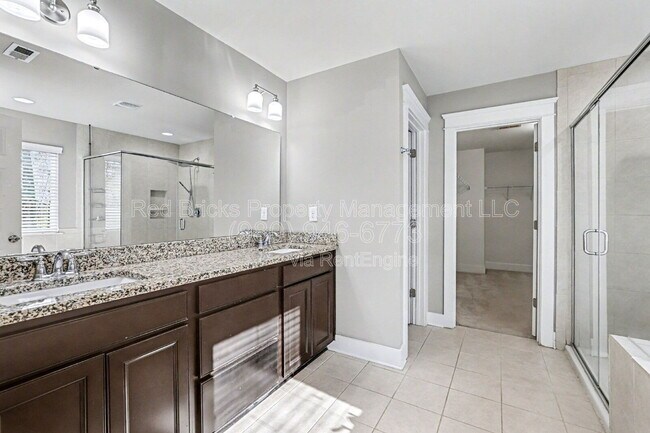 Building Photo - 149 Kingston Drive