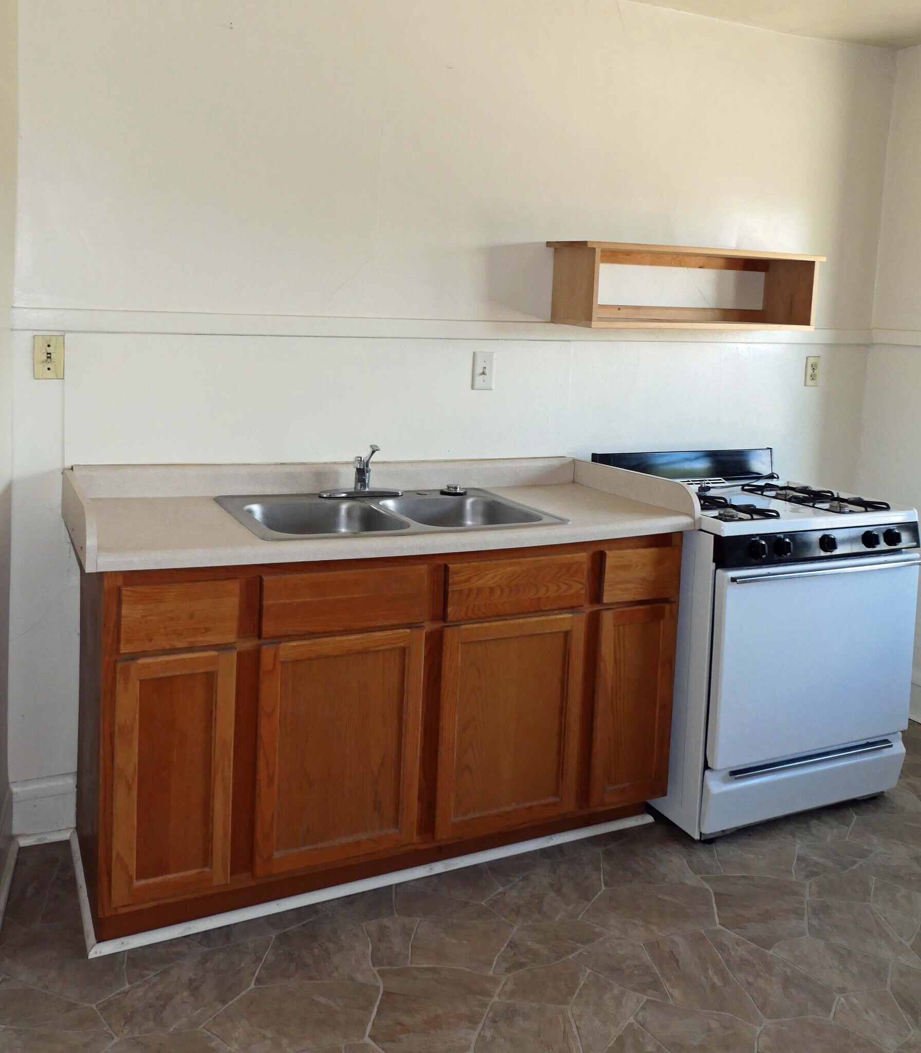 Building Photo - 1937 University Ave