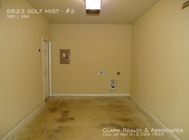 Building Photo - 5623 Golf Mist #2, San Antonio, TX. 78244