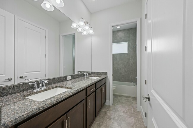 Building Photo - 14964 RedCove Pl