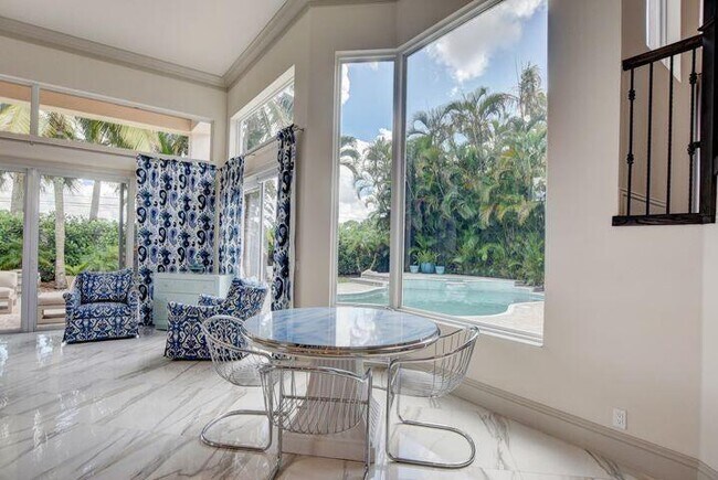 Building Photo - 6735 Royal Orchid Cir