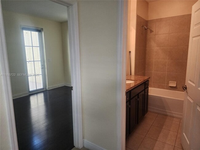 Building Photo - 14640 SW 15th St