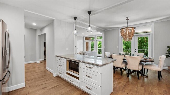 Building Photo - 3532 Paces Pl NW