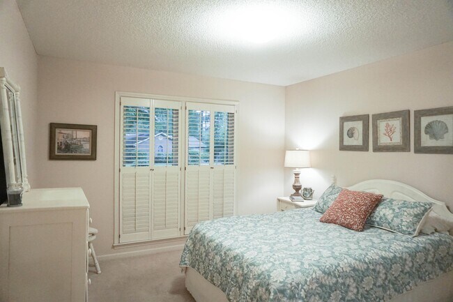 Building Photo - 116 Princeton Ln