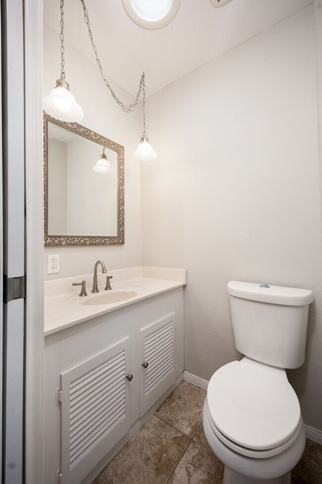 Building Photo - 9497 Montemar Dr