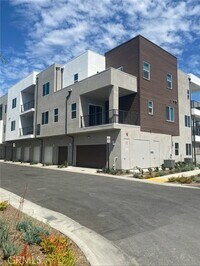 Building Photo - 527 Mulligan